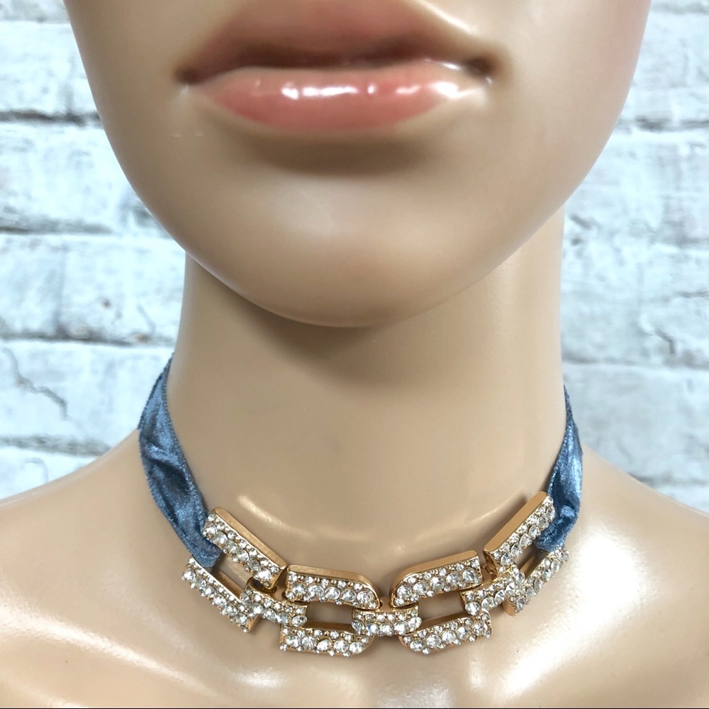 Tahari  Blue Velvet & Rhinestone Choker🌹 - Picture 3 of 8
